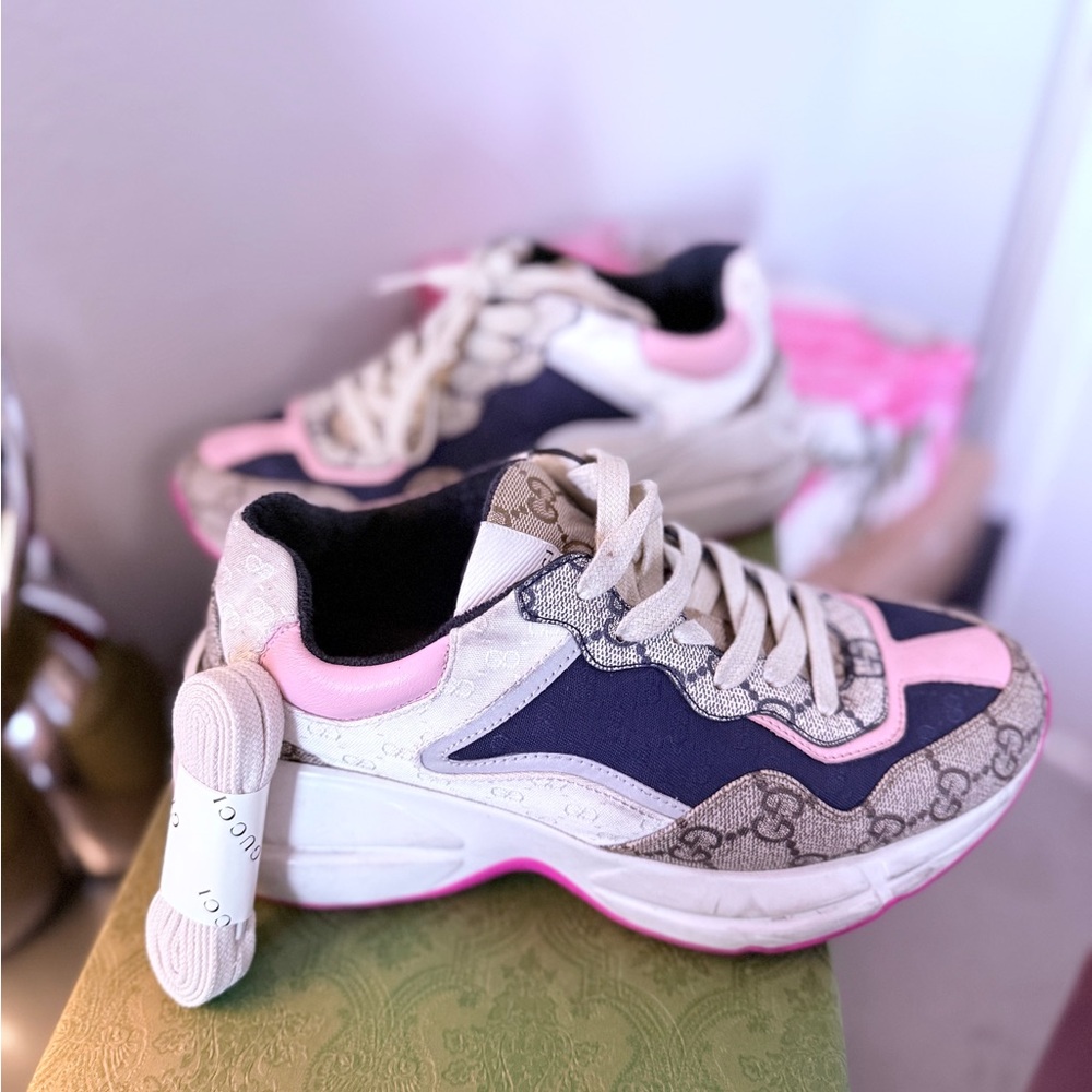 Stylish Pink and Navy woman’s